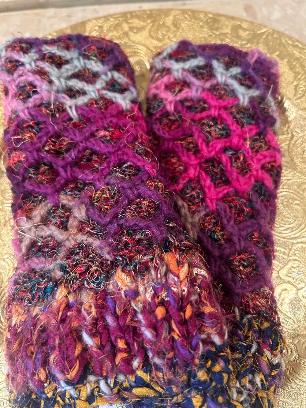 NWT Handmade Purple & Fuchsia Knit Mittens OS
